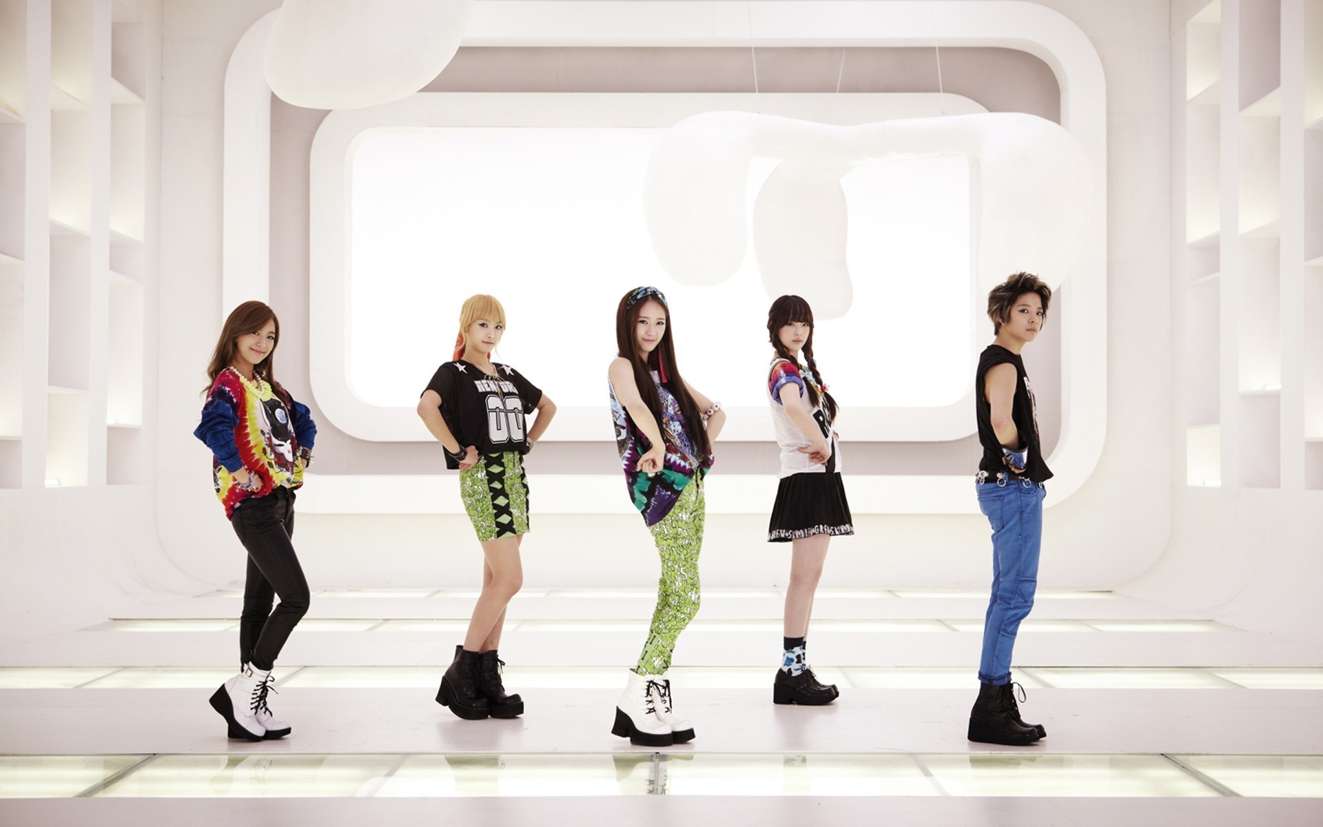 f(x)写真图片-自制2560x1600壁纸.高清大图-明星写真.