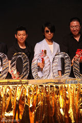 组图：羽泉转型做老板 看中团队创业激情