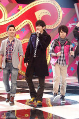 组图：周杰伦玩票心态做主持 祝福大S闪电订婚