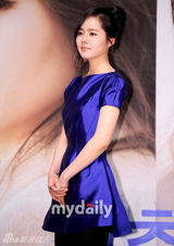 组图：韩佳人严泰雄等出席新片《建筑学概论》首映