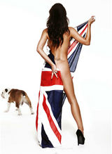 组图：英超宝贝为奥运拍性感写真半裸出镜