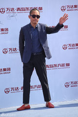 组图：莱昂纳多梁朝伟赵薇等齐聚青岛