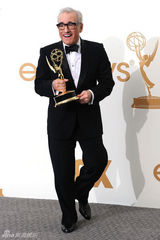 组图：艾美奖后台 马丁-斯科塞斯俏皮打招呼