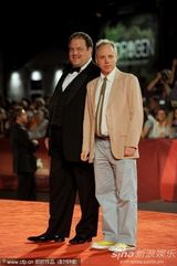 组图：《黑马》首映 布莱尔带初生儿子走红毯