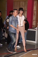 组图：梁咏琪婚后厨艺涨 自曝为老公学包饺子