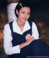 组图：央视美女主播刘芳菲大学旧照清纯佳人