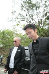 组图：陈僖仪遗体火化 亲朋好友送别