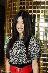 组图：张萌唯美写真曝光 气质甜美清新动人