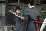 组图：韩雪《代号十三钗》变身帅气女特工