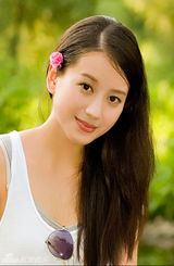 组图：邓燕歌怀旧大自然写真 娇俏清爽惹人怜爱