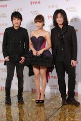幻灯：北京流行音乐典礼红毯 梁静茹婚后首次亮相