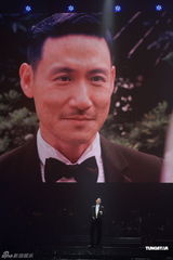 组图：张学友香港个唱揭幕 秀复古风秀踢踏舞