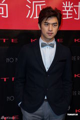 组图：陈柏霖鼓励选手自信 理想情人要独一无二