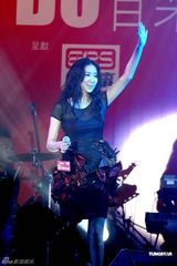 组图：“新城I DO音乐会”开唱 阿Sa(蔡卓妍)侧田陈伟霆献唱