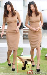 组图：韩星全智贤性感亮相护肤品牌上市纪念活动