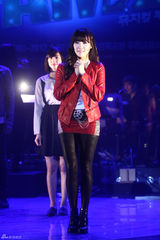 组图：少女时代Tiffany与SJ银赫等亮相音乐剧首演