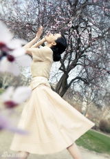 组图：霍思燕巴黎浪漫写真诠释美丽与时尚