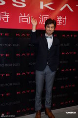 组图：陈柏霖鼓励选手自信 理想情人要独一无二