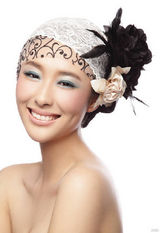 组图：兽兽写真曝光 举止优雅端庄显名媛气质