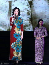 组图：《十三钗》主演终亮相 倪妮变装秀风情