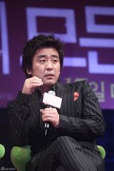 高清组图：林秀晶清纯亮相《我妻子的一切》发布会