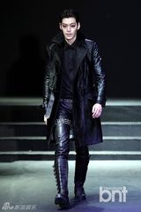 策划：金宇彬李钟硕等长腿偶吧的麻豆前世