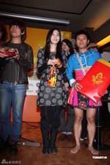 高清组图：张悬将参加国际唱片展唱响巴黎