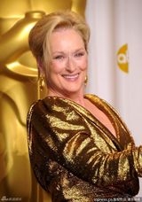 高清组图：奥斯卡后台获奖众星举金人光彩照人