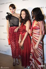 组图：熊黛林透纱裙抢镜 张静初陈燃性感PK