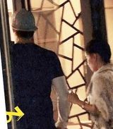 组图：蔡依林搬入新居 带锦荣回家过夜