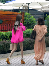 组图：“新城嫂”叶熙祺密会台湾音乐人陈耀川