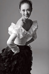 高清组图：童瑶闪耀东京 登时尚杂志受瞩目