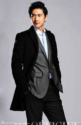 组图：何明翰登时尚杂志 诠释冬日风格型男