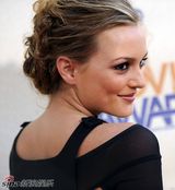 高清组图：莉顿-梅斯特出席颁奖礼 美丽动人