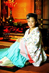 组图：《王的女人》推清纯版虞姬 知名造型师打造