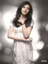 组图：大S精美代言写真曝光 人妻尽显华贵妩媚