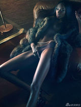 组图：米兰达领衔超模全裸出镜 性感秀完美胴体