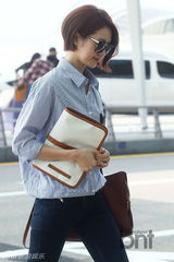 组图：韩星李瑶媛赴米兰出席活动 干练现身机场