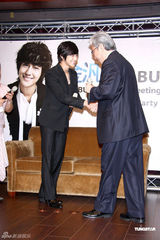 幻灯组图：韩版F4成员金范赴台湾举行粉丝见面会