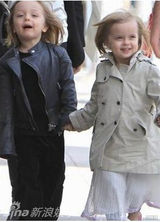 组图：明星宝宝盘点 赵薇女儿潮范儿小七卖萌