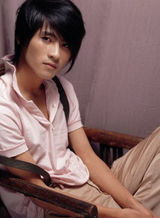 组图：韩寒成长历程图曝光 自小顽皮眼睛大