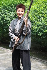 组图：颜丙燕变身“假小子” 冲动变理性拒绝闪婚