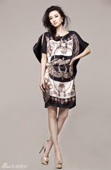 组图：王丽坤全新写真大片 精致轮廓女神范儿