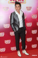 组图：无线2011台庆揭幕 众花旦盛装亮相拼美艳