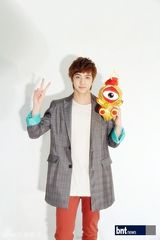 组图：MBLAQ独家时尚写真 帅气身姿风度翩翩