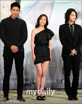 组图：郑雨盛(郑宇成)韩智敏等出席《padam padam》发布