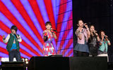 高清图：韩国演艺士兵演唱会 KARA和f(x)到场助兴