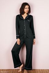 高清组图：C罗女友伊莉娜-莎伊克最新内衣写真