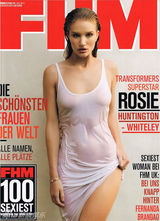 组图：新变形金刚女郎惠特莉湿身透视装登封面