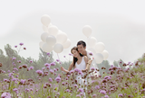 组图：温心夏日唯美写真 与新作风格十分吻合